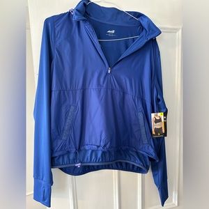 NWT Avia 1/4 zip pullover. Blue size large
